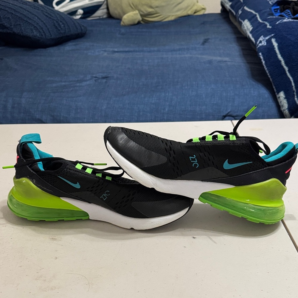 Nike Air Max 270 - Picture 5 of 5
